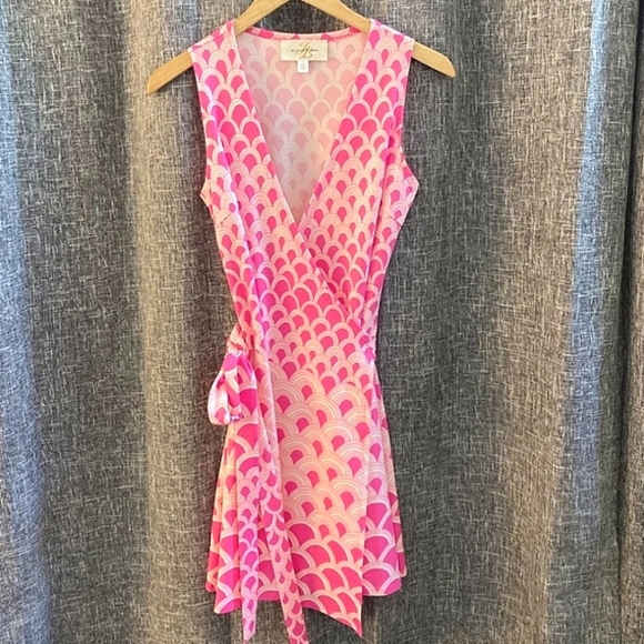 JB by Julie Brown Pink Patterned Sleeveless Wrap Dress Size Small - Picture 10 of 10